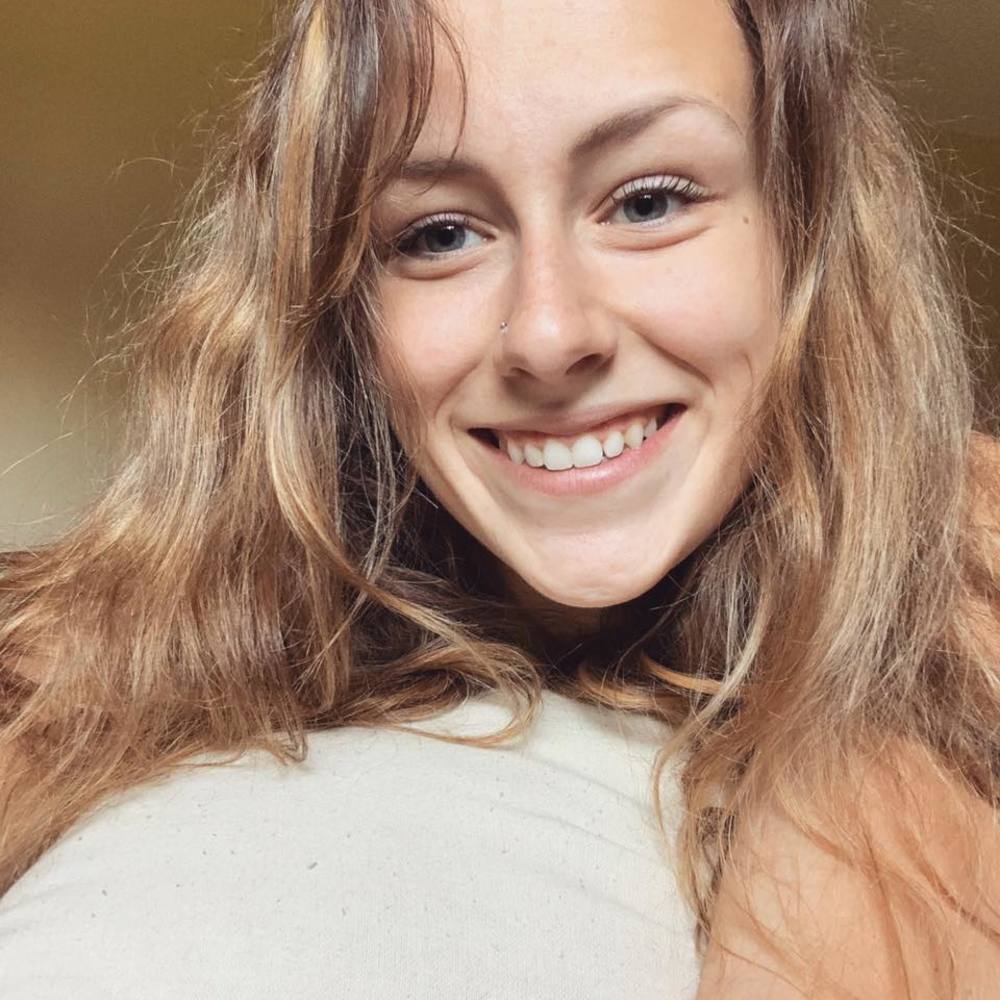Meet your Posher, Abby
